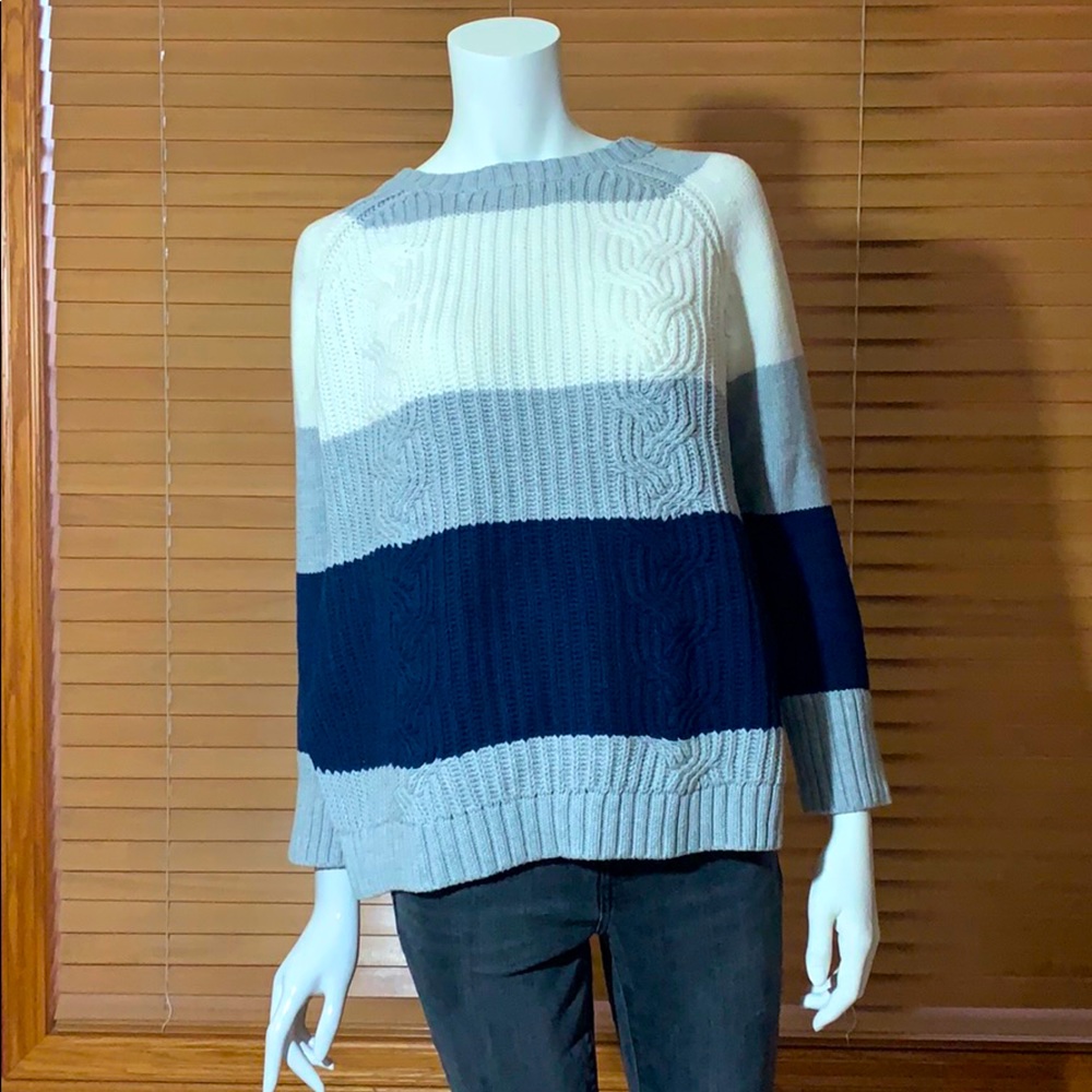 Vince Camuto Sweater